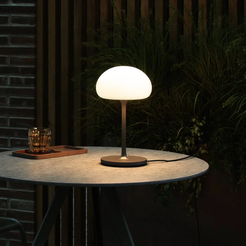 Sponge on a Stick bordlampe med batteri, grå fra Nordlux i Hvid, Grå – produktbillede 1 af 3