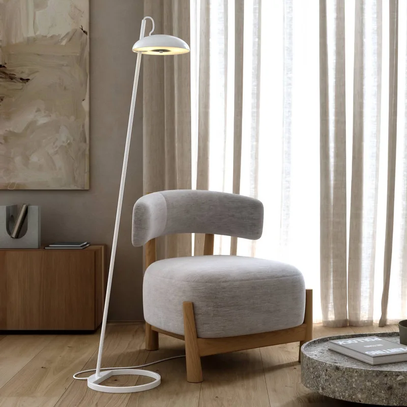 Vloerlamp Versale fra Nordlux i Hvid – produktbillede 1 af 2