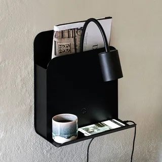 Vägglampa Roomi med hylla och USB från Nordlux i Svart – produktbild 1 av 4