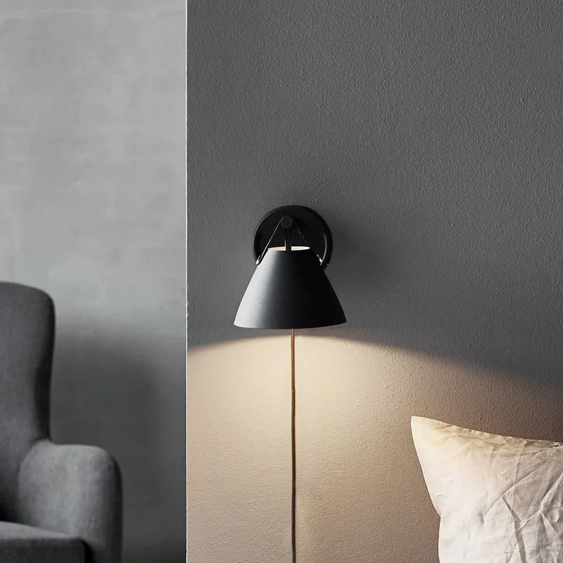Wandlamp Strap met leren riem, zwart de Nordlux en Noir, Chrome – photo produit 2 sur 4