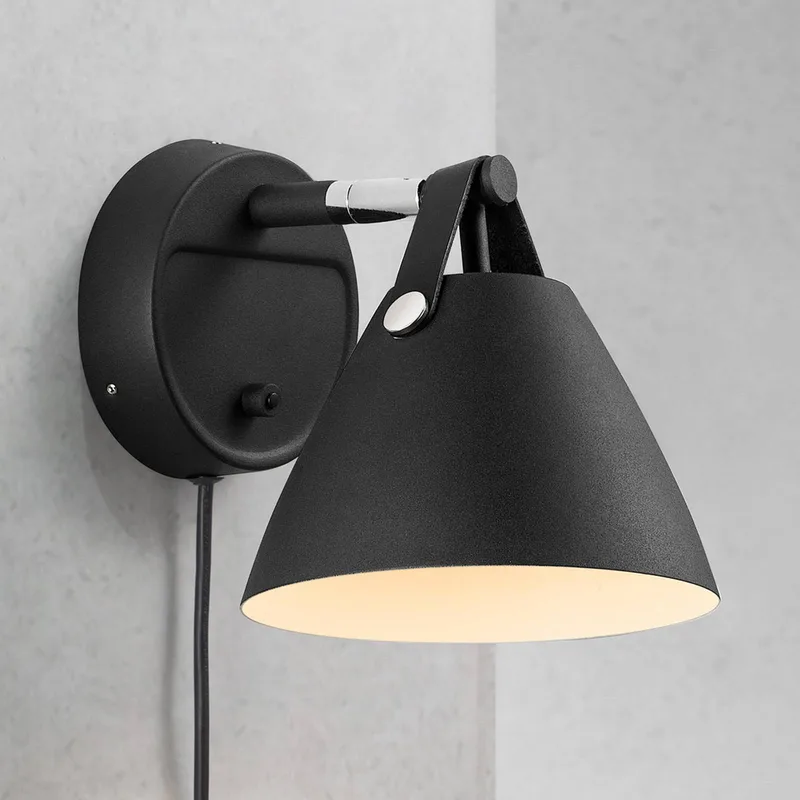 Wandlamp Strap met leren riem, zwart de Nordlux en Noir, Chrome – photo produit 1 sur 4