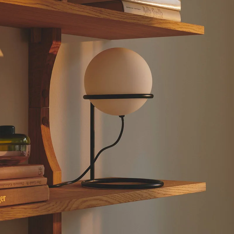 Wilson tafellamp, metaal, zwart, glazen bolkap by Nordlux in Black, White – product photo 3 of 4