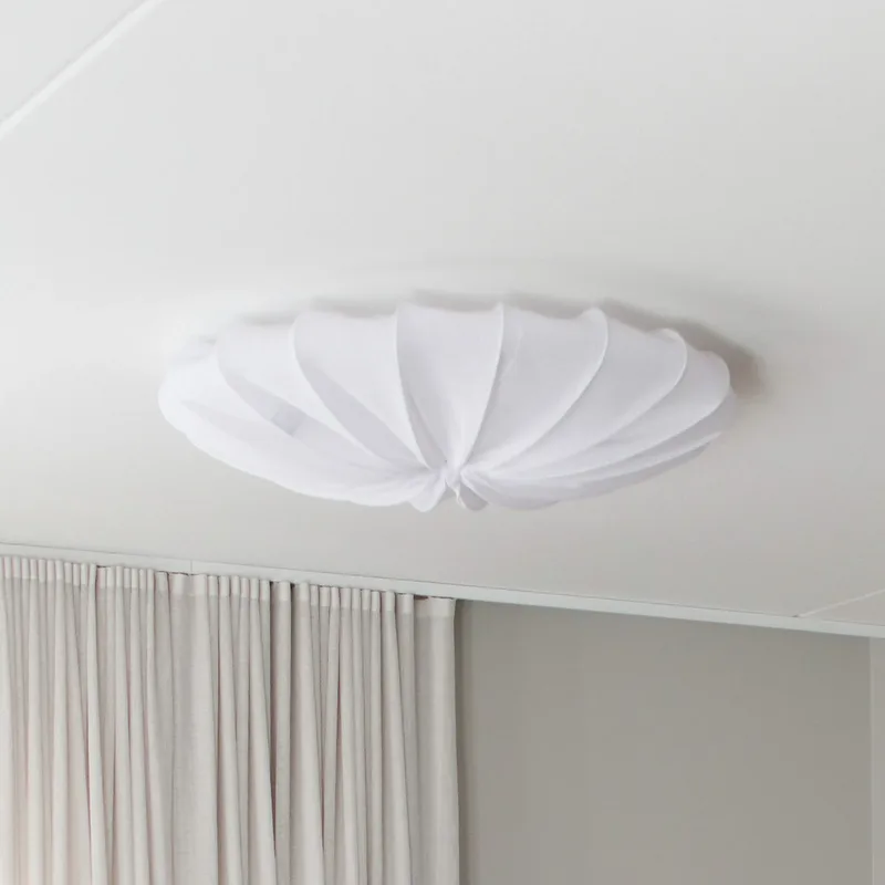 Anna plafondlamp, wit, Ø 80 cm, 4-lamps, linnen von Watt & Veke – Produktfoto